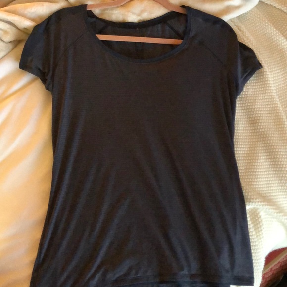 Lululemon Top - Picture 2 of 4